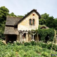 Le Hameau de la Reine